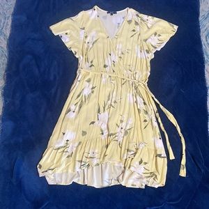 Rachel Roy 3X (armpit to bottom 33 X armpit to armpit 25) wrap like dress